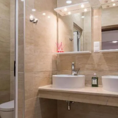 Free Bird - Bed In Four Bed Mixed 3 Tatil Evi *