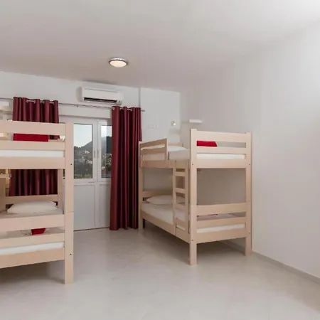 Free Bird - Bed In Four Bed Mixed 3 Dubrovnik