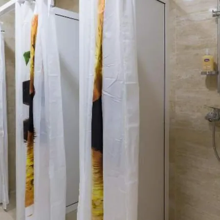 Free Bird - Bed In Four Bed Mixed 3 * Dubrovnik