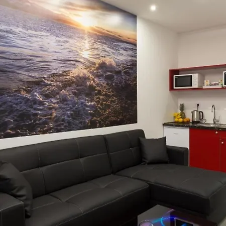 Free Bird - Bed In Four Bed Mixed 3 Holiday home Dubrovnik